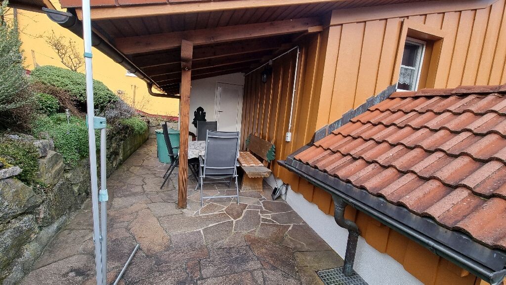 Sitzplatz, überdacht